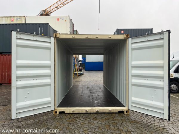 Contenedor de doble puerta de 6 m beige IICL 6, también apto para reequipamiento